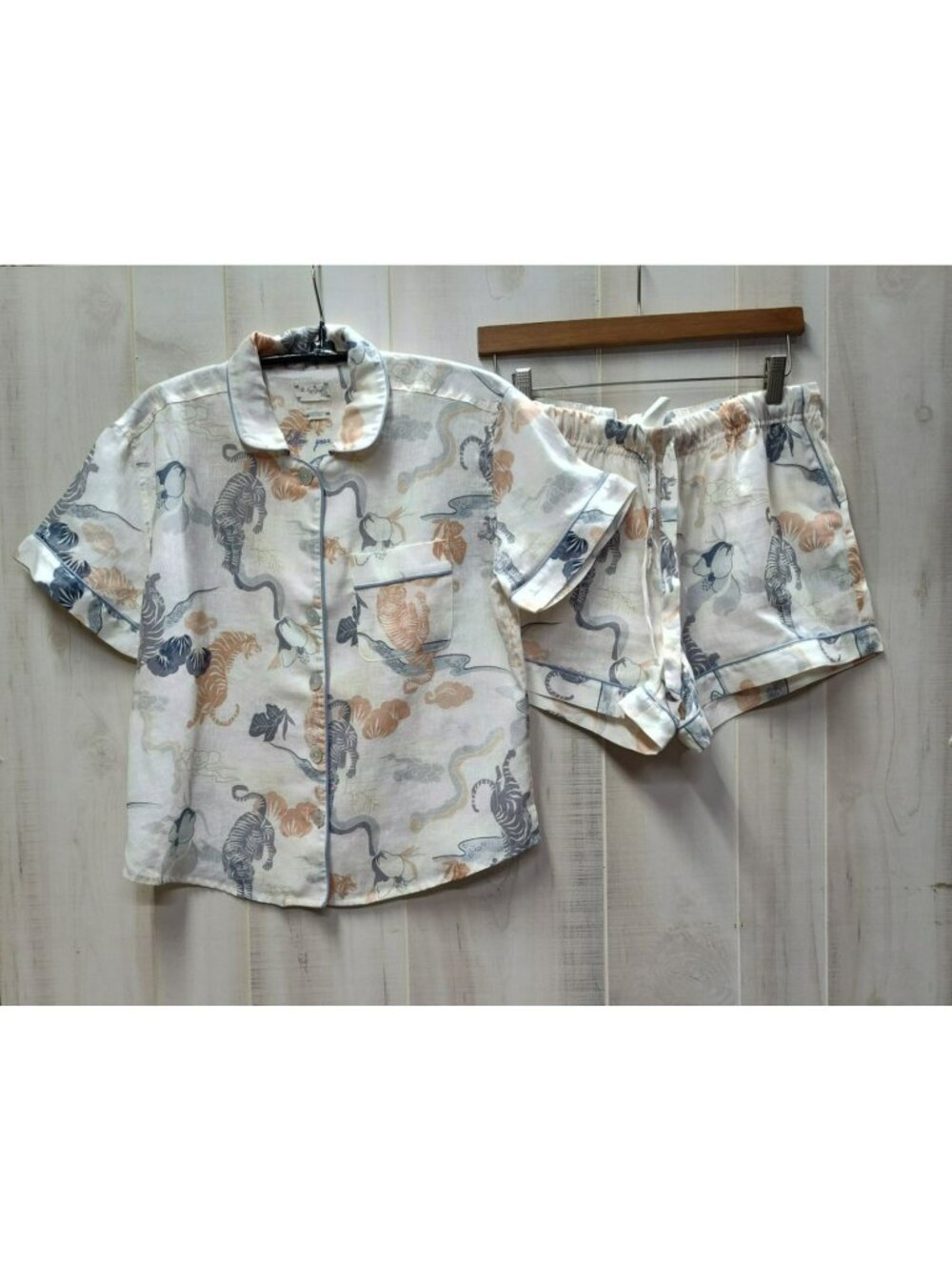 The Lazy Poet Nina Linen Short Sleeve Shorts Pajama Set, Peking Tiger Print, Med